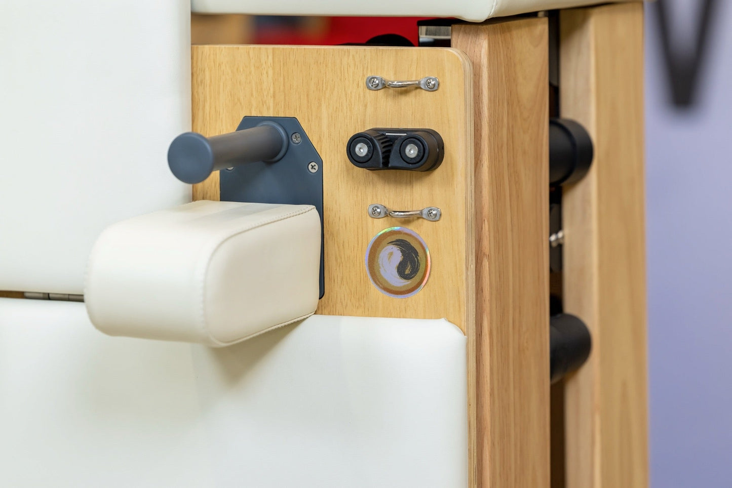 Zous Pro - Foldable Pilates Reformer - RE017 RE020