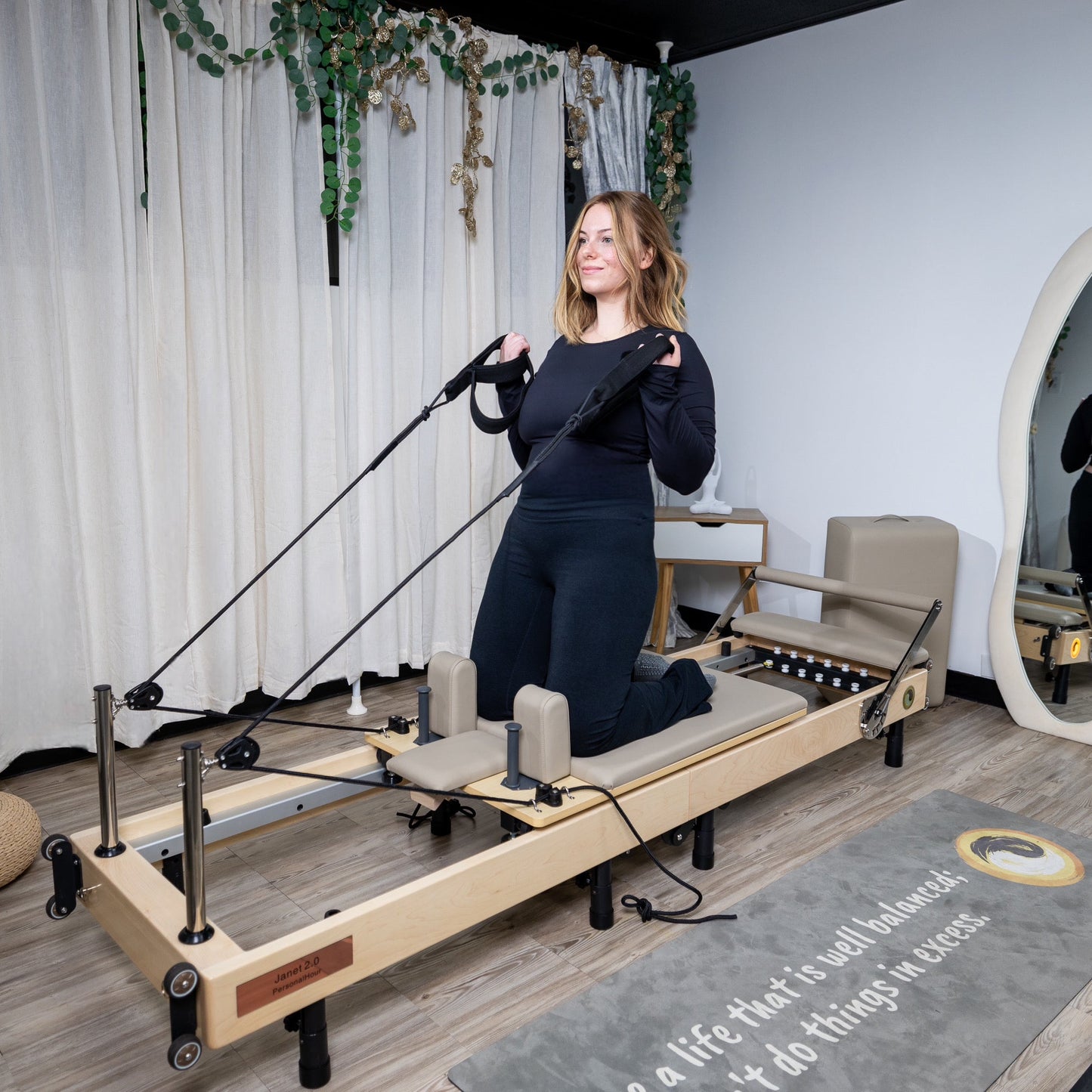 Janet Elite 2.0 – Foldable Pilates Reformer - RE015