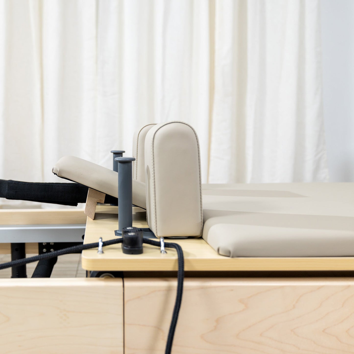 Janet Elite 2.0 – Foldable Pilates Reformer - RE015