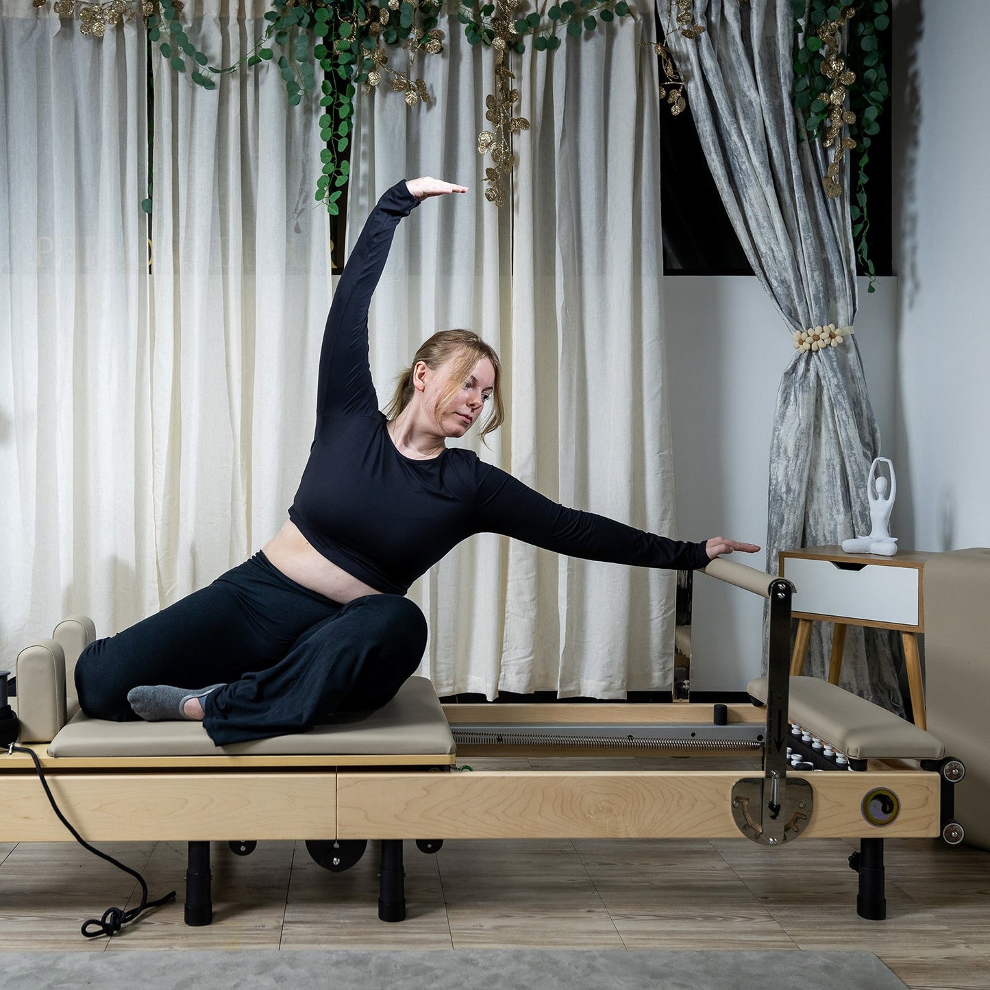 Janet Elite 2.0 – Foldable Pilates Reformer - RE015